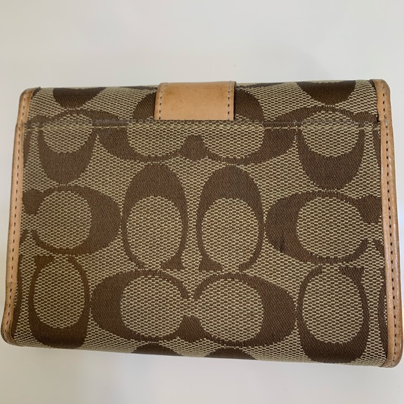 Coach wallet - Picture 2 of 7